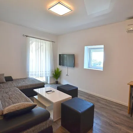 Guest house Apartments Velenik Rovinj *